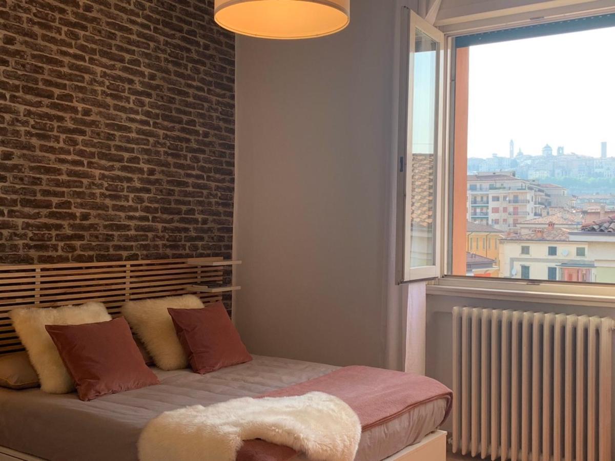 Camozzi Central Apartment Bergamo Dış mekan fotoğraf