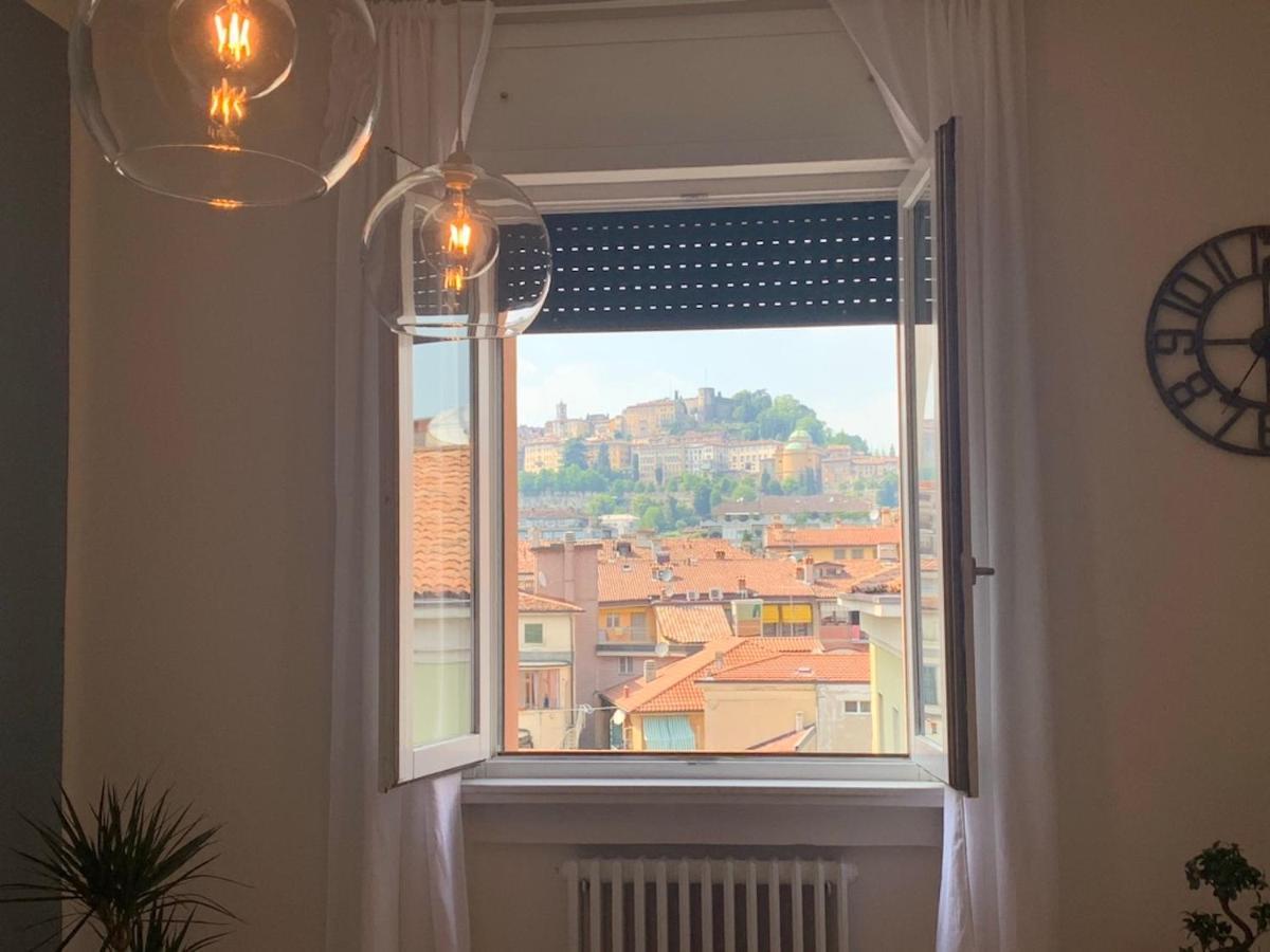 Camozzi Central Apartment Bergamo Dış mekan fotoğraf