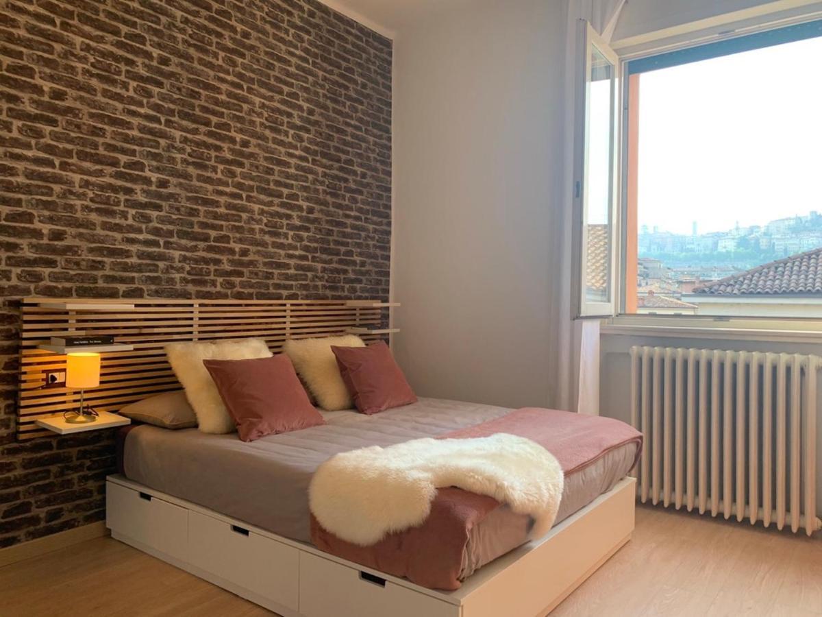 Camozzi Central Apartment Bergamo Dış mekan fotoğraf