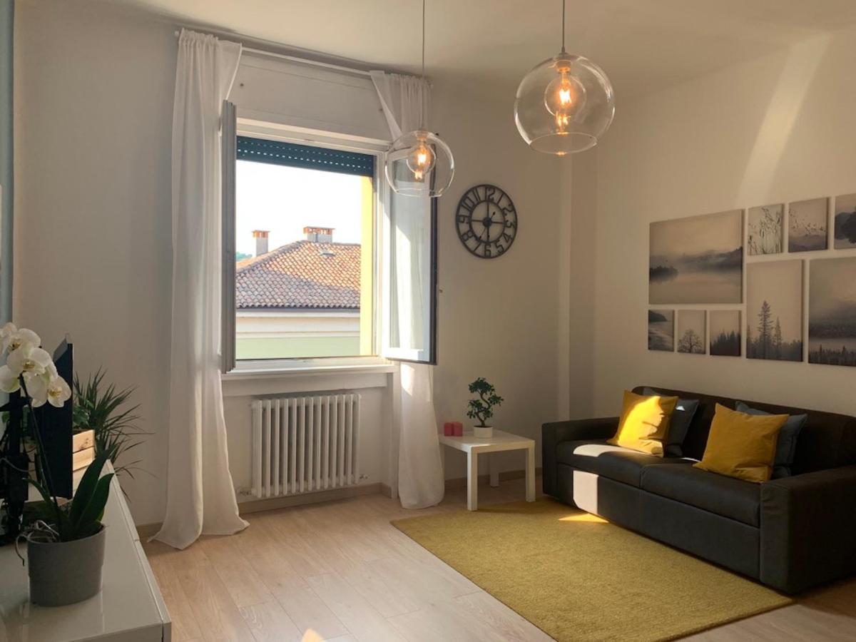 Camozzi Central Apartment Bergamo Dış mekan fotoğraf